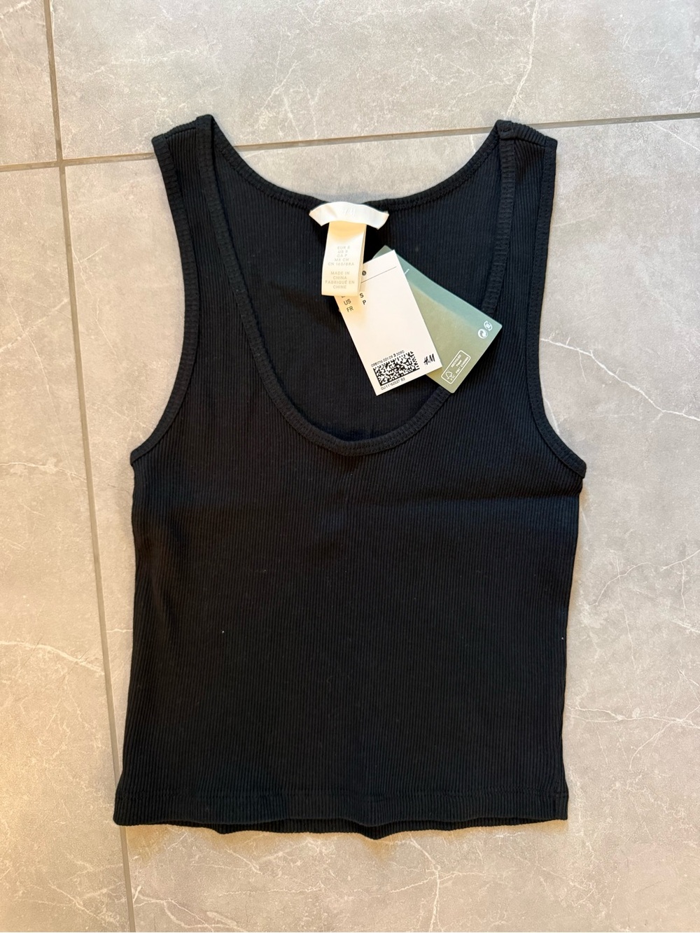 NWT H&M ribbed cropped tank. Size small.